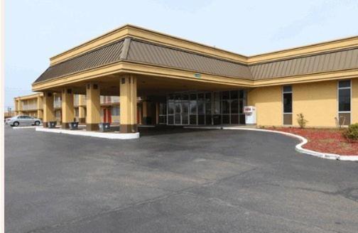 هتل Americas Best Value Inn & Suites Greenville