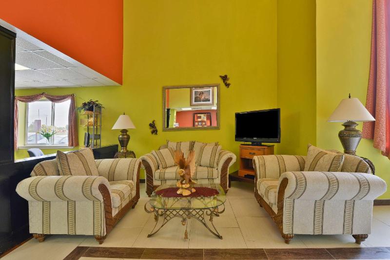هتل Americas Best Value Inn & Suites Haltom City Ft. Worth