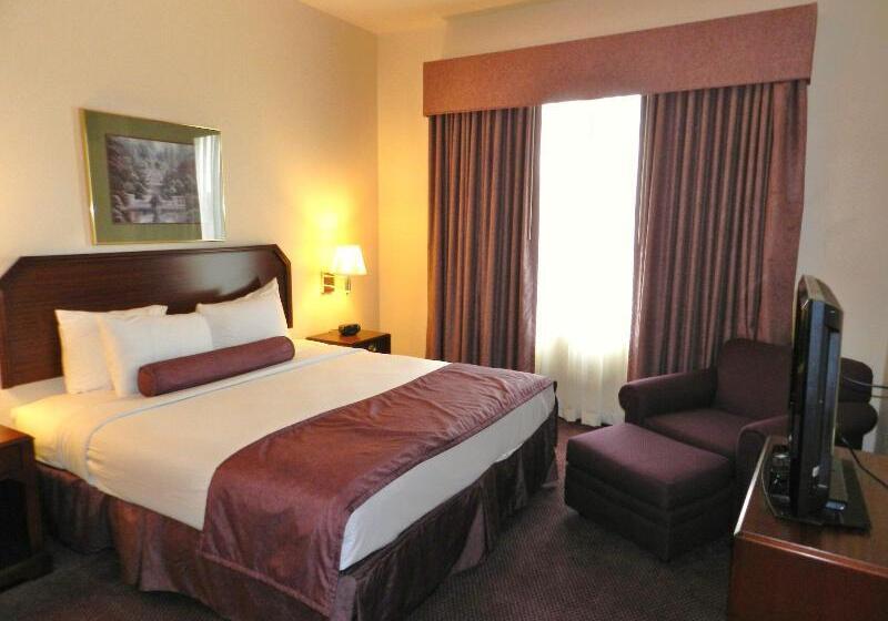 هتل Ashmore Inn And Suites Amarillo