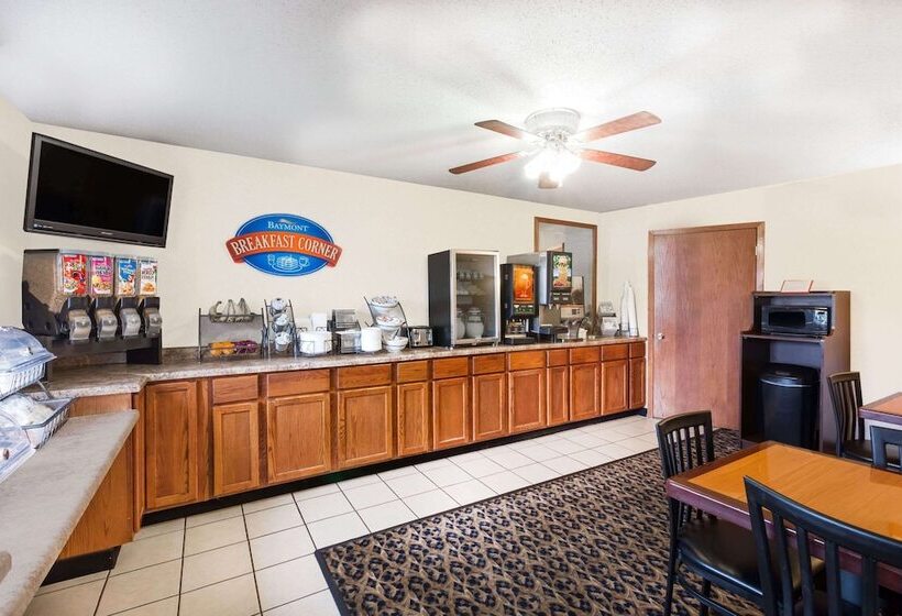 בית מלון כפרי Baymont By Wyndham Lemars