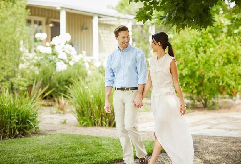 هتل Carneros Resort And Spa