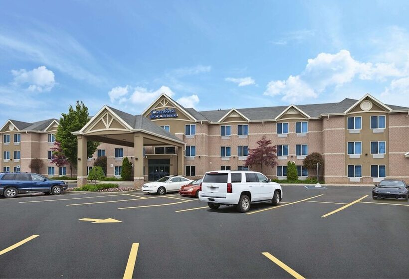 هتل Comfort Inn & Suites
