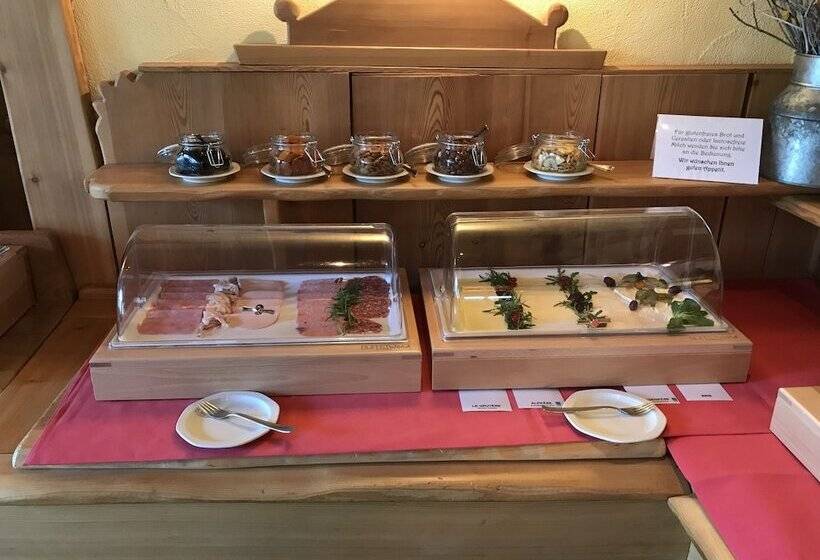 ホテル Danilo Savognin