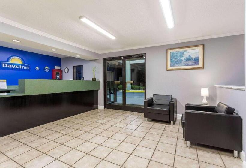 فندق Days Inn By Wyndham Lugoff