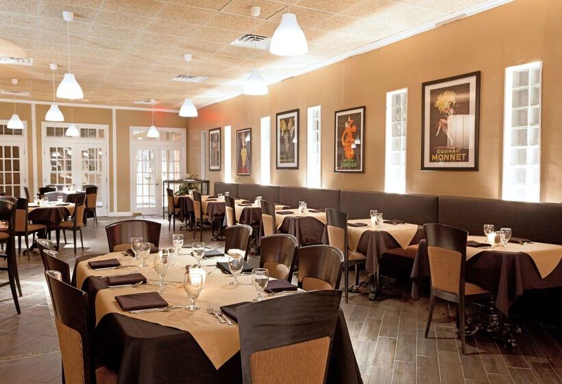Hotell Doubletree By Hilton Cape Cod Hyannis