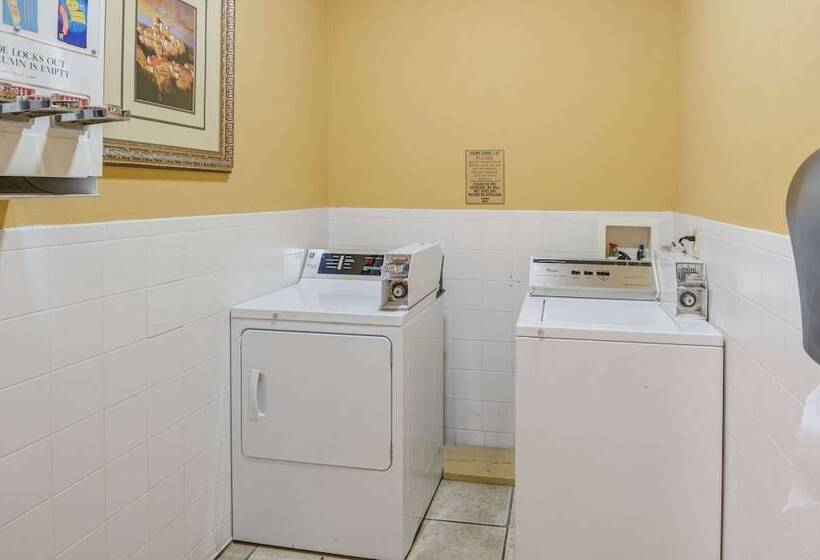 فندق Econo Lodge Lubbock I27