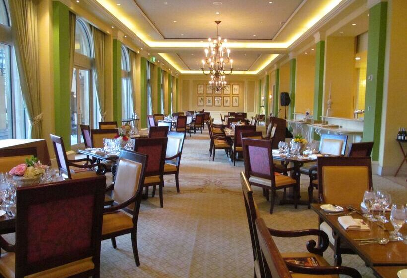 هتل Hilton Lake Las Vegas Resort And Spa