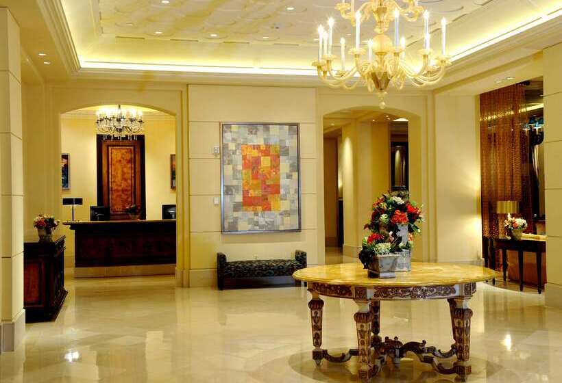 هتل Hilton Lake Las Vegas Resort And Spa