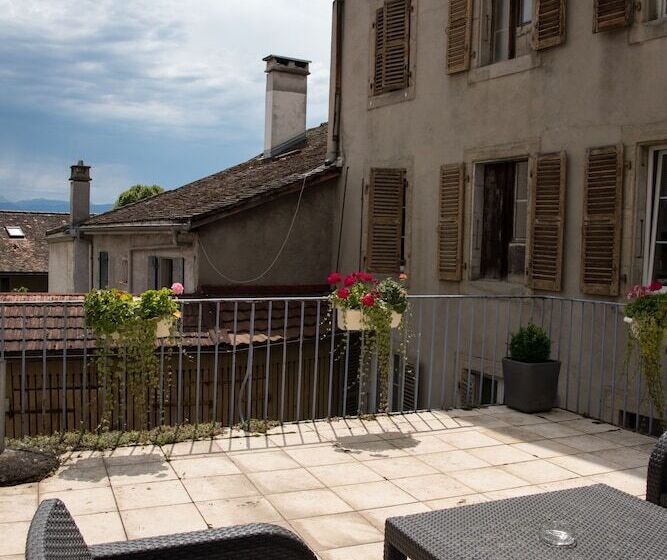 هتل Hôtel De L'ange