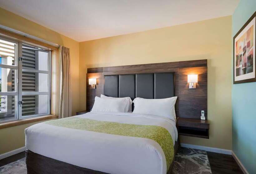 Inn At Port Gardner Everett Waterfront, Ascend Hotel Collection