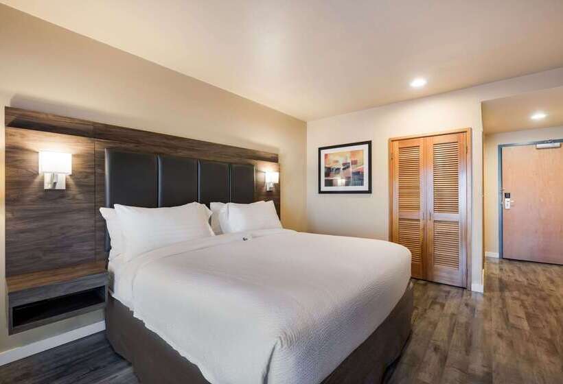 Inn At Port Gardner Everett Waterfront, Ascend Hotel Collection