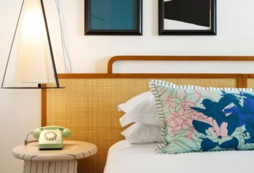 Lighthouse Hotel   Key West Historic Inns