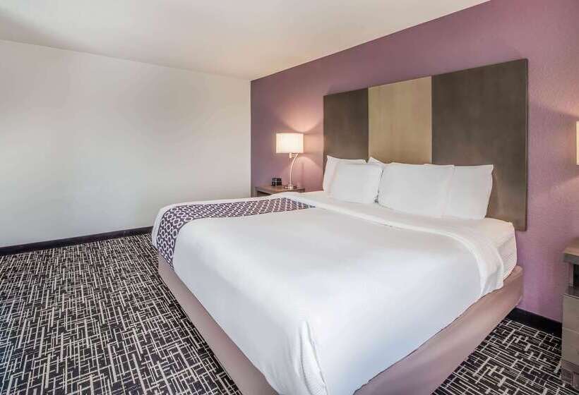 호텔 La Quinta Inn & Suites By Wyndham Fairborn Wright Patterson