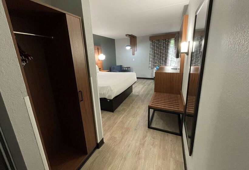 هتل La Quinta Inn & Suites By Wyndham Fayetteville I 95