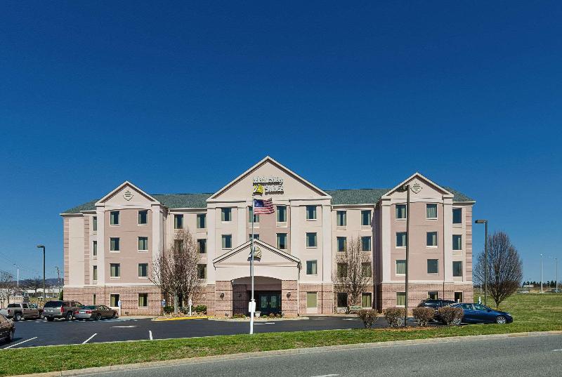 هتل Mainstay Suites Airport