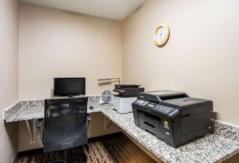 هتل Mainstay Suites Cedar Rapids North  Marion