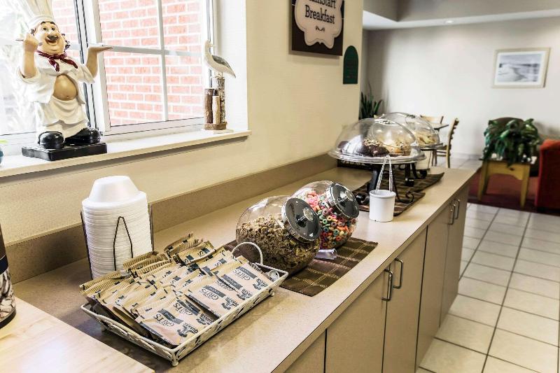 هتل Mainstay Suites Wilmington   University Area