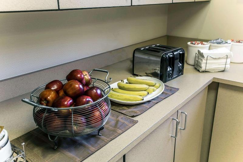 هتل Mainstay Suites Wilmington   University Area