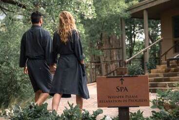 هتل Ojo Santa Fe Spa Resort