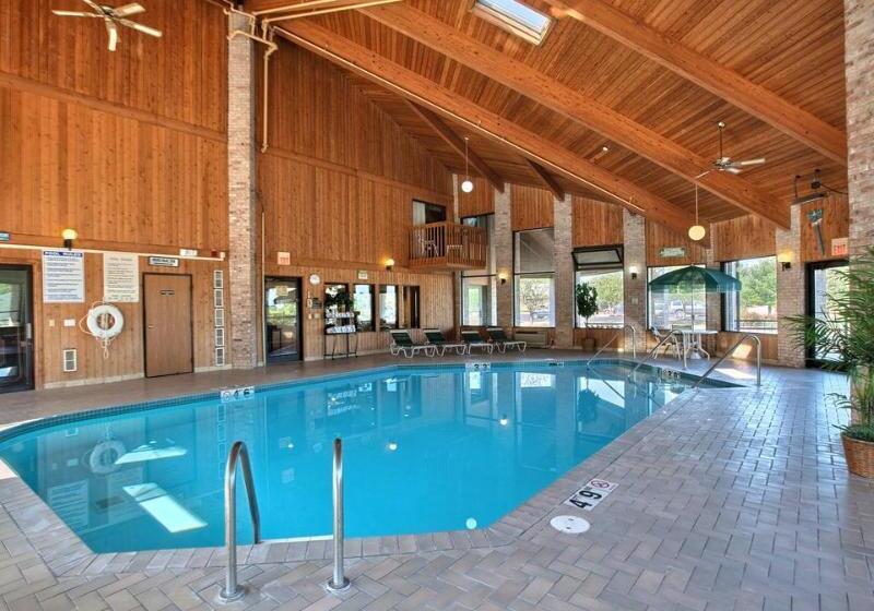 Hotel Quality Inn Central Wisconsin Airport Mosinee en Mosinee Destinia