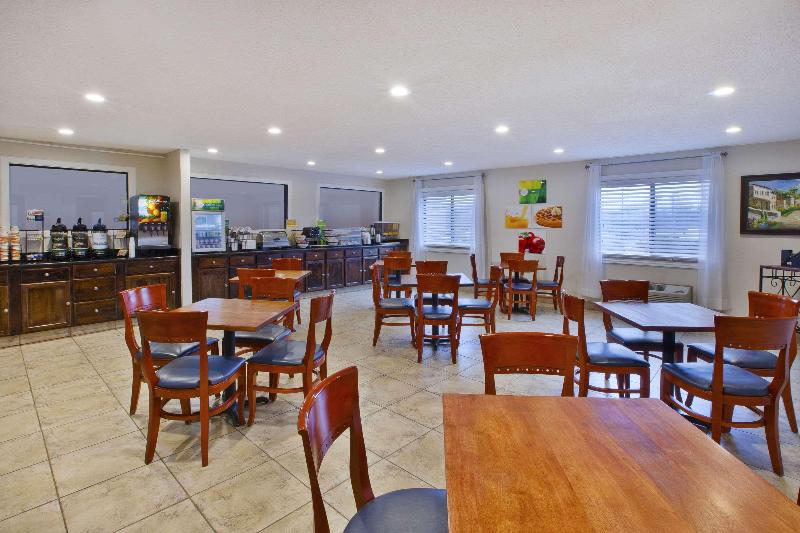 هتل Quality Inn Grand Blanc   Flint South