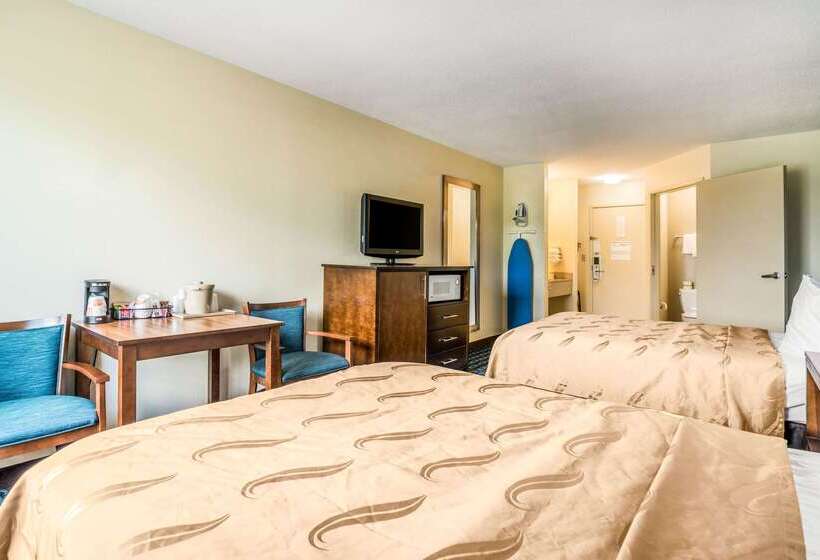 Отель Quality Inn Loudon Concord