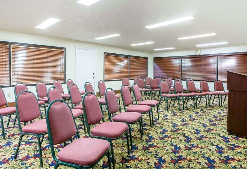 هتل Quality Inn