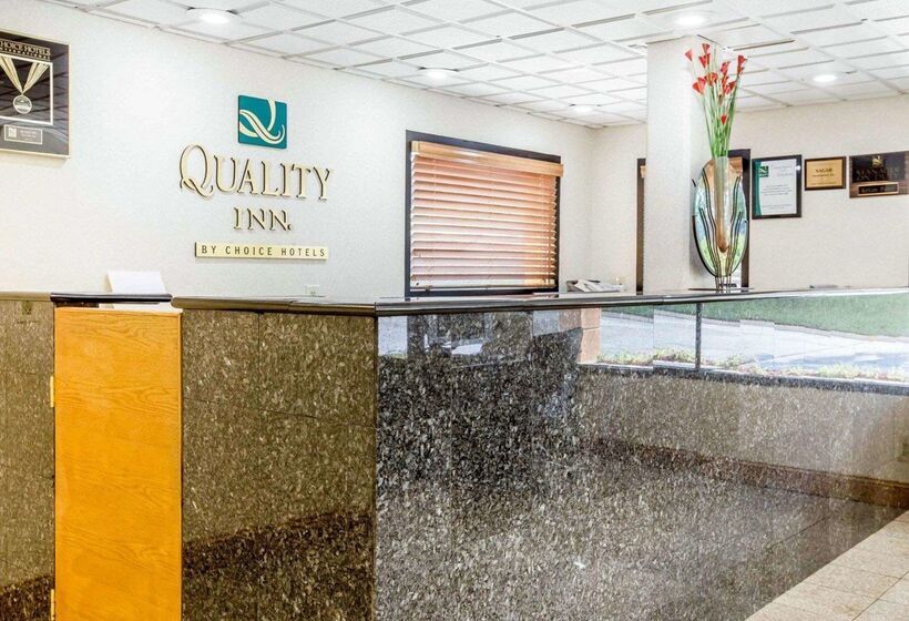 هتل Quality Inn