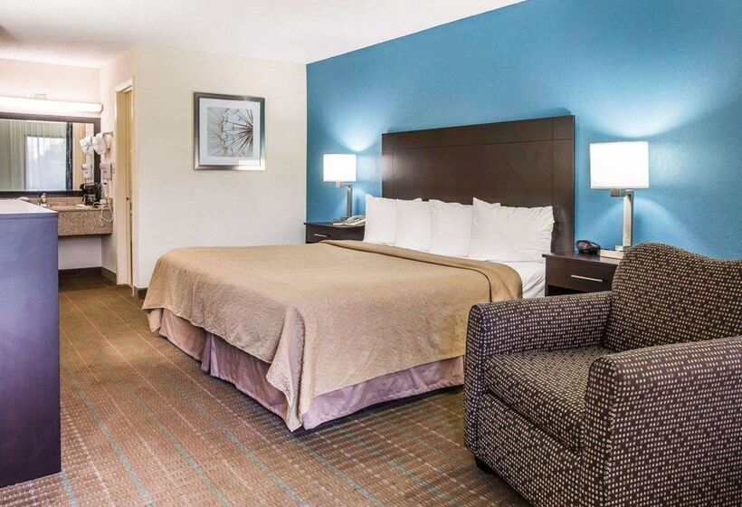 هتل Quality Inn