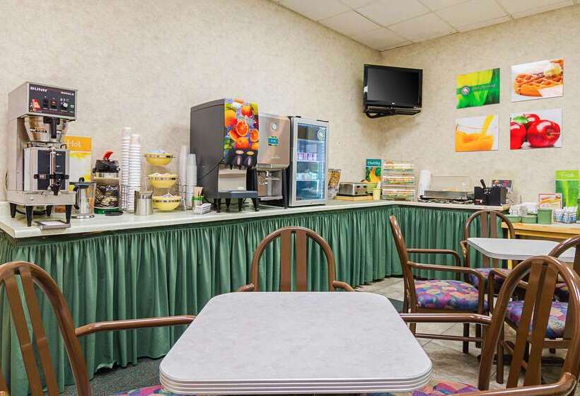 Отель Quality Inn Rosebud Casino