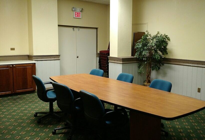 ホテル Quality Inn & Suites Conference Center Thomasville
