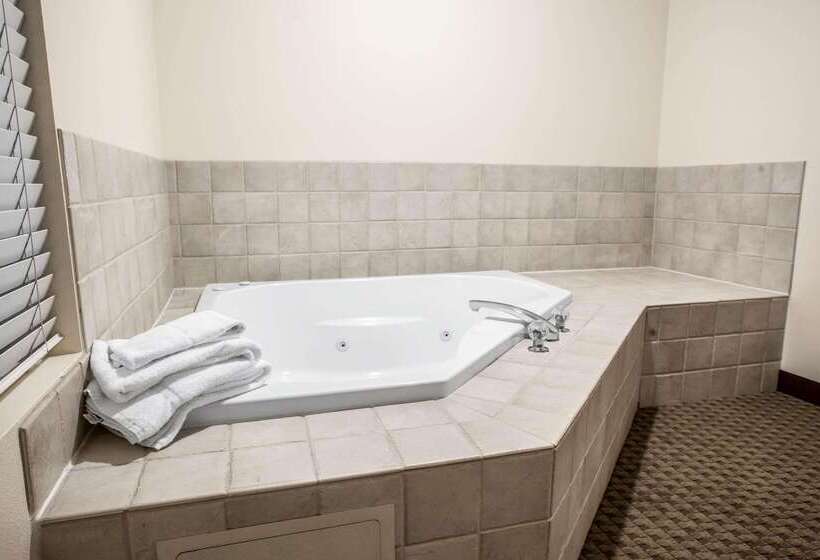 فندق Quality Inn & Suites Federal Way  Seattle