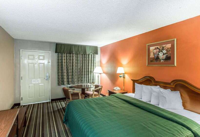 Hotel Quality Inn & Suites Macon North