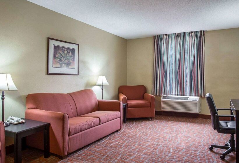 호텔 Quality Inn & Suites Monroe