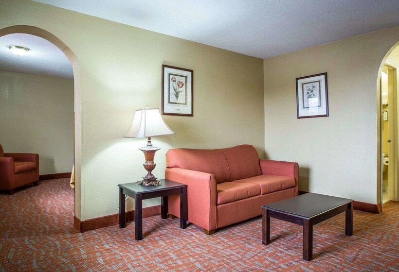 호텔 Quality Inn & Suites Monroe