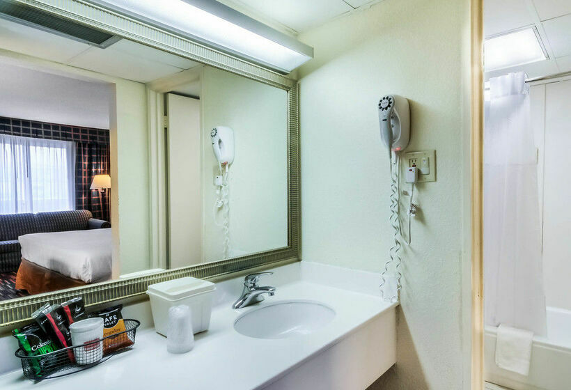 فندق Econo Lodge