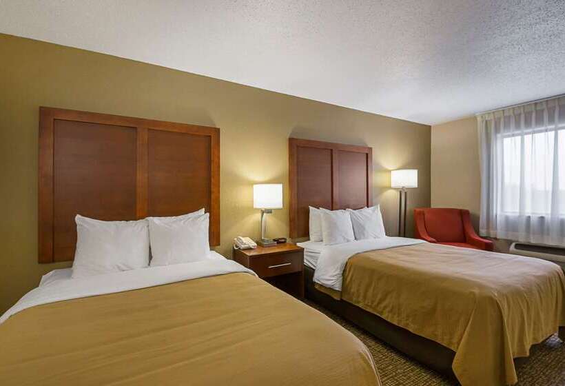 هتل Quality Inn Waverly