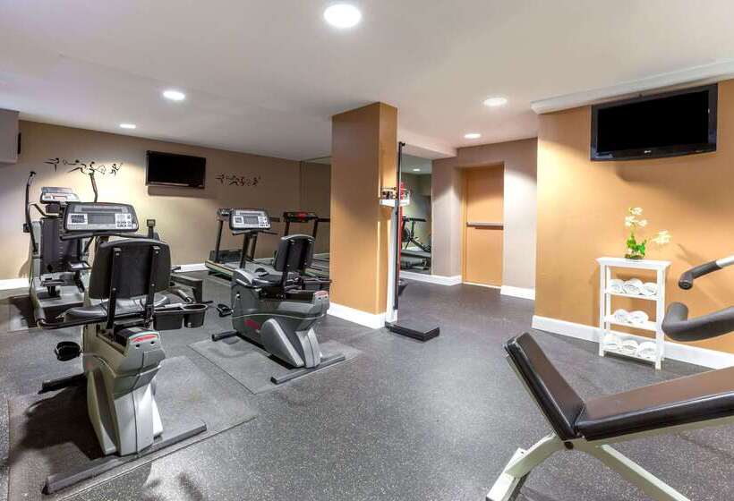 هتل Ramada By Wyndham Jersey City