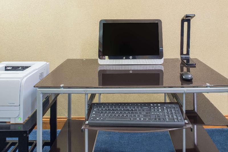 هتل Ramada By Wyndham Springfield North