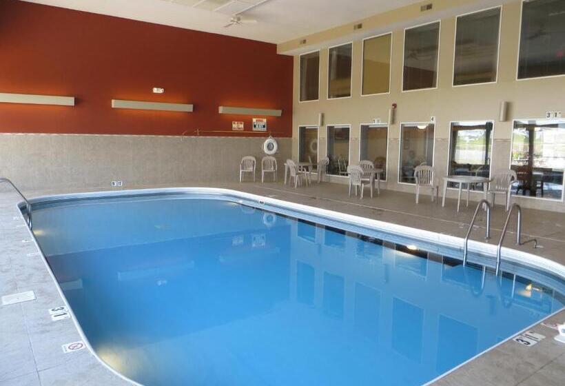 هتل Ramada By Wyndham Springfield North