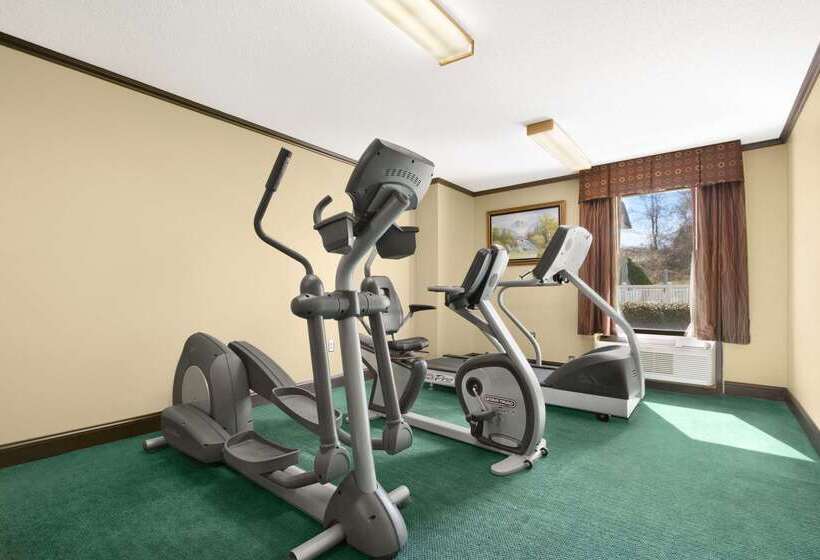 هتل Ramada Limited Columbia