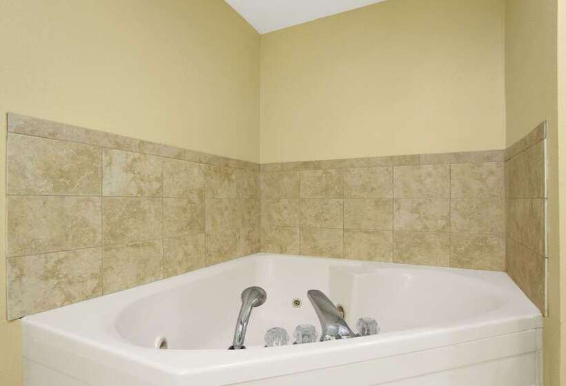 هتل Ramada Limited Columbia