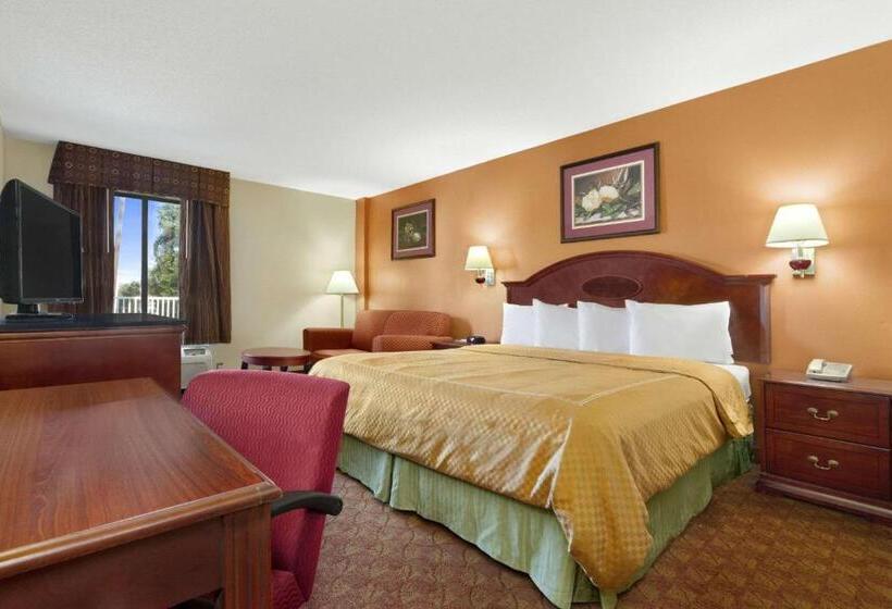 هتل Ramada Limited Columbia