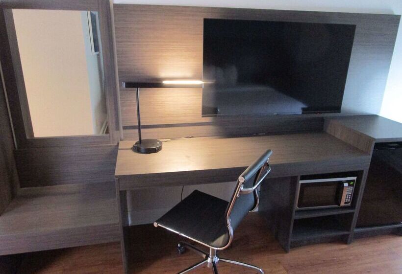 هتل Best Western Shackleford