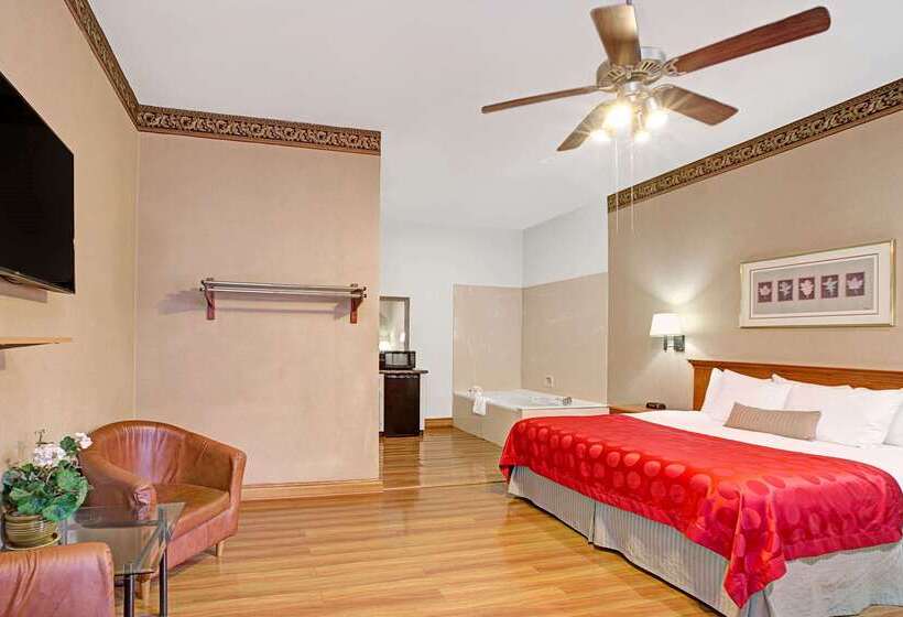 هتل Ramada By Wyndham Redondo Beach