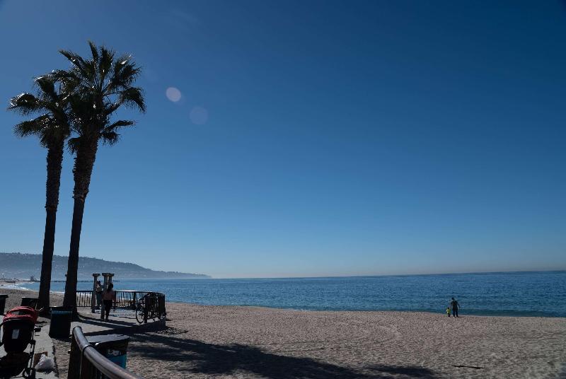 هتل Ramada By Wyndham Redondo Beach