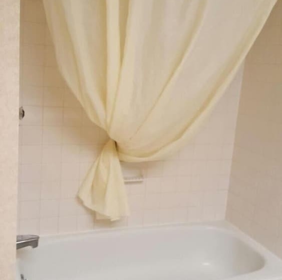 فندق Red Carpet Inn & Suites