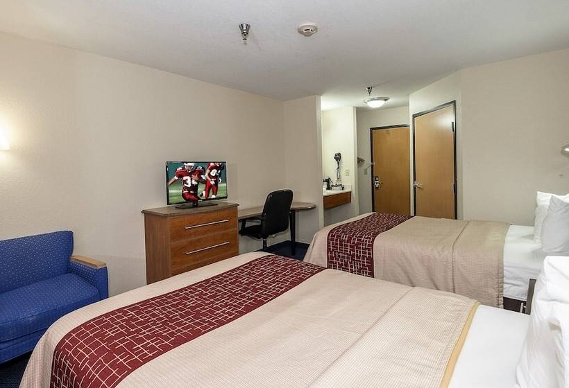 בית מלון כפרי Red Roof Inn Jackson, Oh