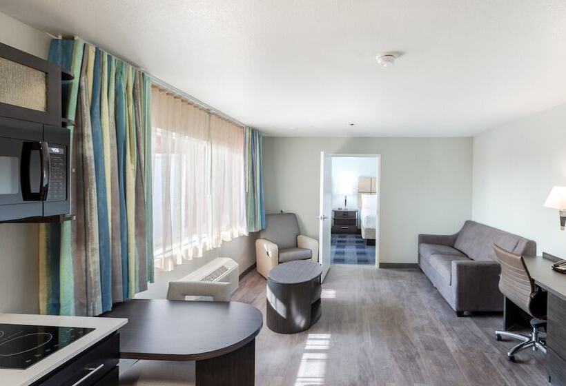 Extended Studio Hotel Ontario