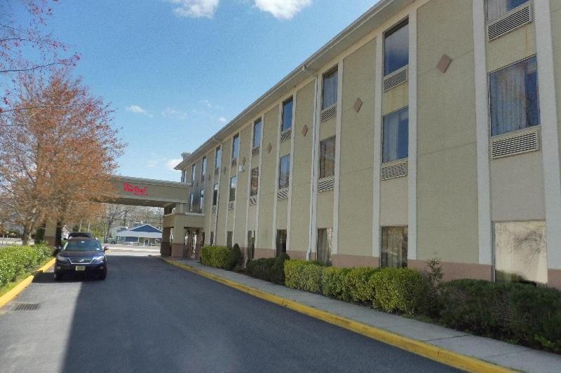 هتل Red Roof Inn & Suites Galloway